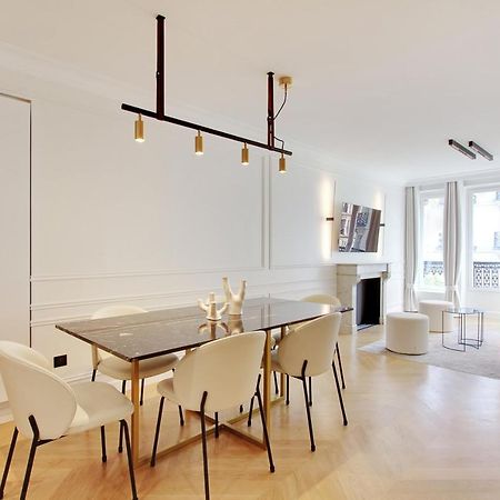 Stunning Apartment With View At The Very Heart Of Paris Exterior foto
